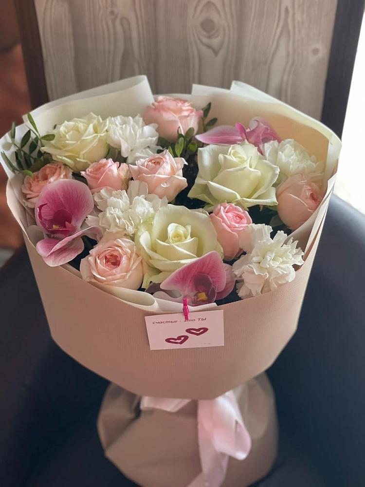 Букет цветов из: Орхидеи, Розы и Гвоздики в Цагане Амане