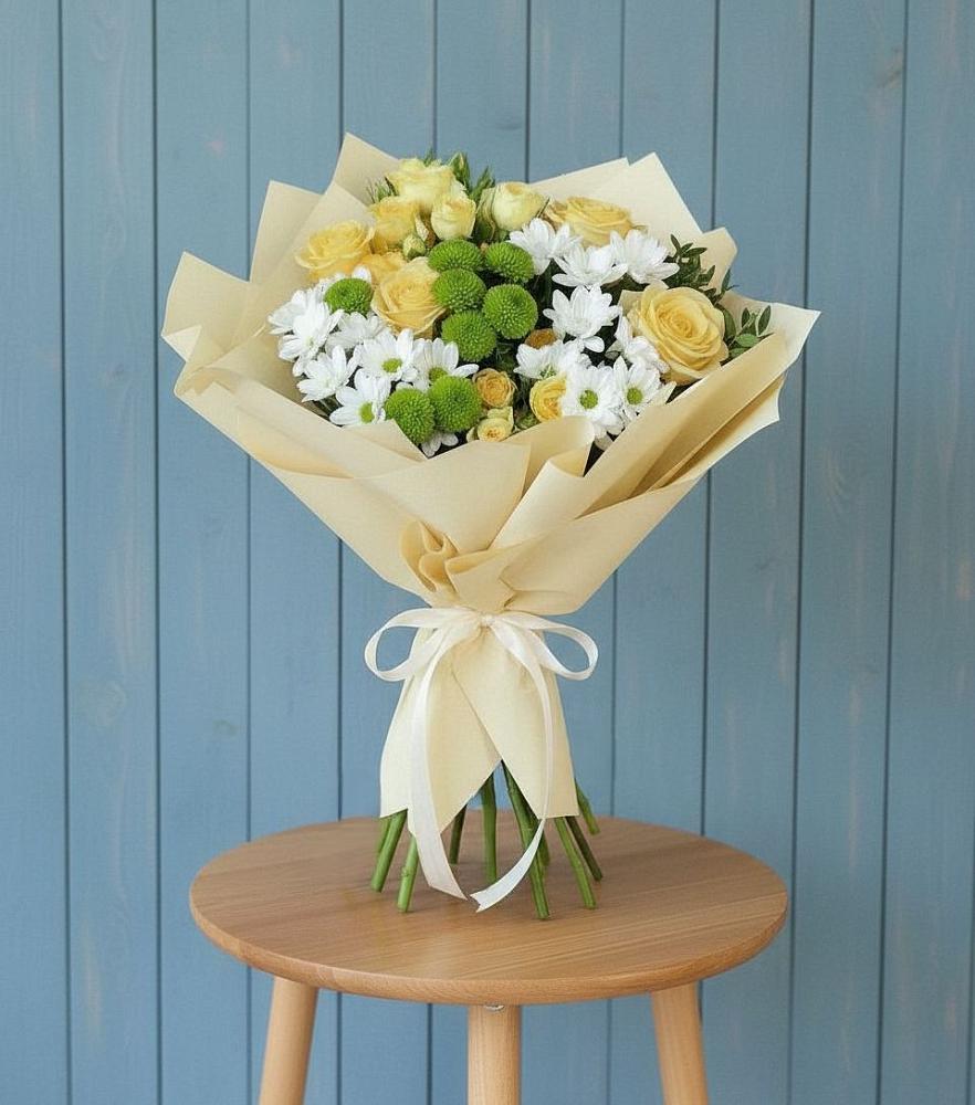 Букет цветов из: Хризантемы и Розы в Цагане Амане