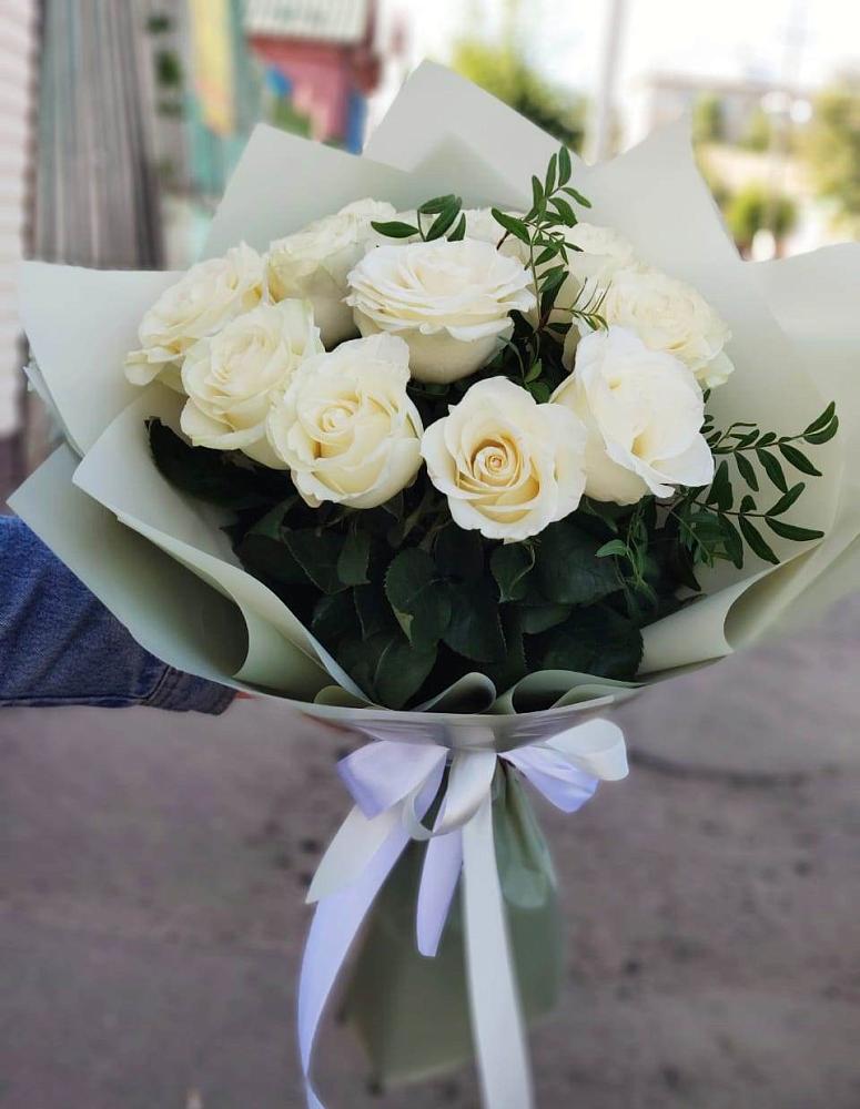 Букет Белые розы Проуд в Цагане Амане