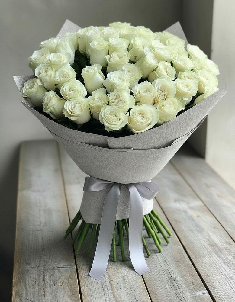 Букет 35 Белых роз в Цагане Амане