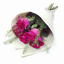 Букет цветов из:  Розы #REPLACE_PRED# Цагане Амане