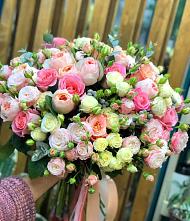Букет цветов из:  Розы #REPLACE_PRED# Цагане Амане