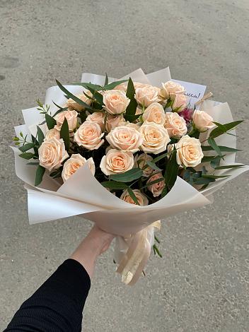 Букет Кремовые розы Латте в Цагане Амане