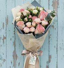 Букет цветов из:  Розы #REPLACE_PRED# Цагане Амане