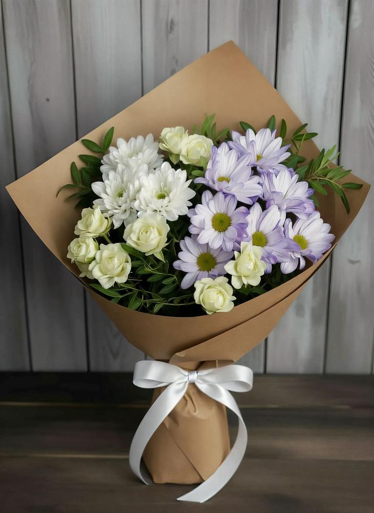 Букет цветов из: Хризантемы и Розы в Цагане Амане
