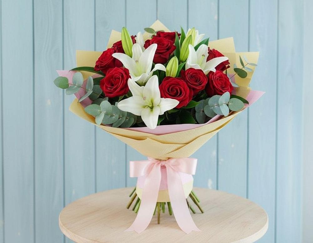 Букет цветов из: Лилии и Розы в Цагане Амане